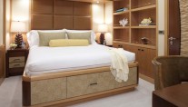 Yacht ARIANNA -  Port Forward King Cabin
